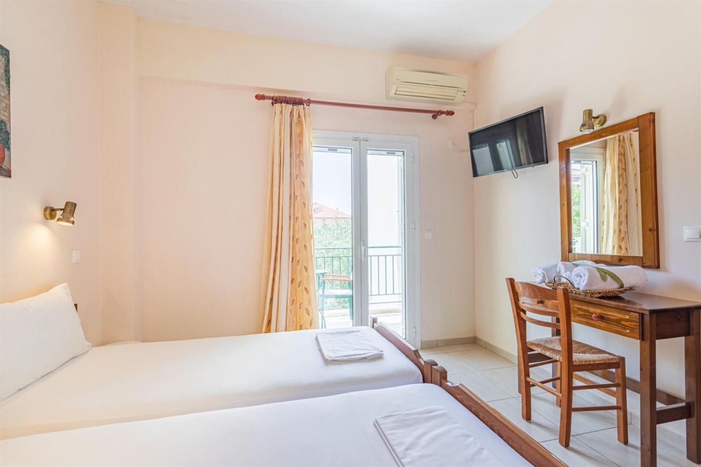 Vasiliki Apartments 스투파 외부 사진